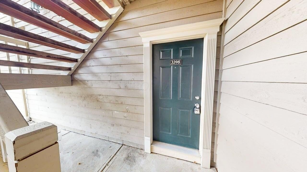 3398 Fishinger Mill Drive - Photo 2 of 25