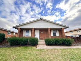 featured image of 705 Gordon Smith Boulevard #1