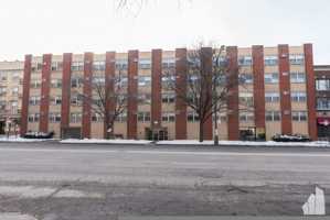 featured image of 6830 North Sheridan Road #450