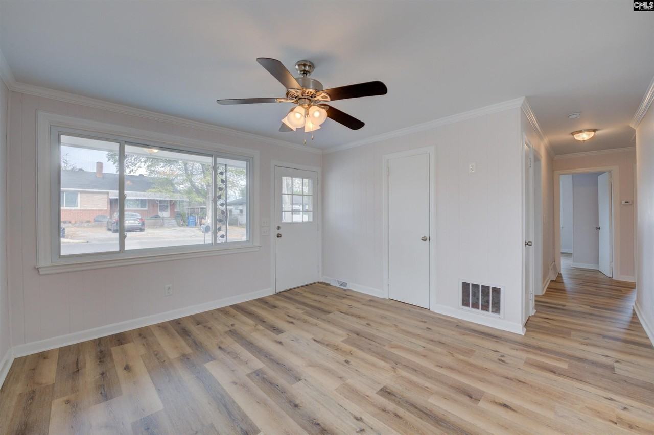 1235 Jensen Street - Photo 6 of 31