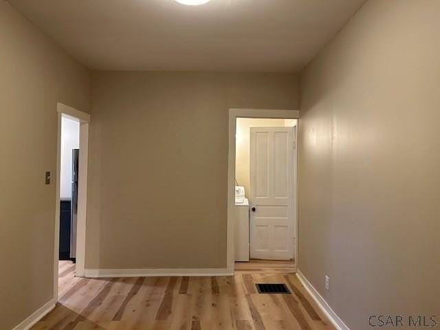 520 Pennsylvania Ave - Photo 5 of 13