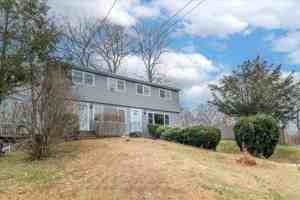 featured image of 32 Pleasant Street