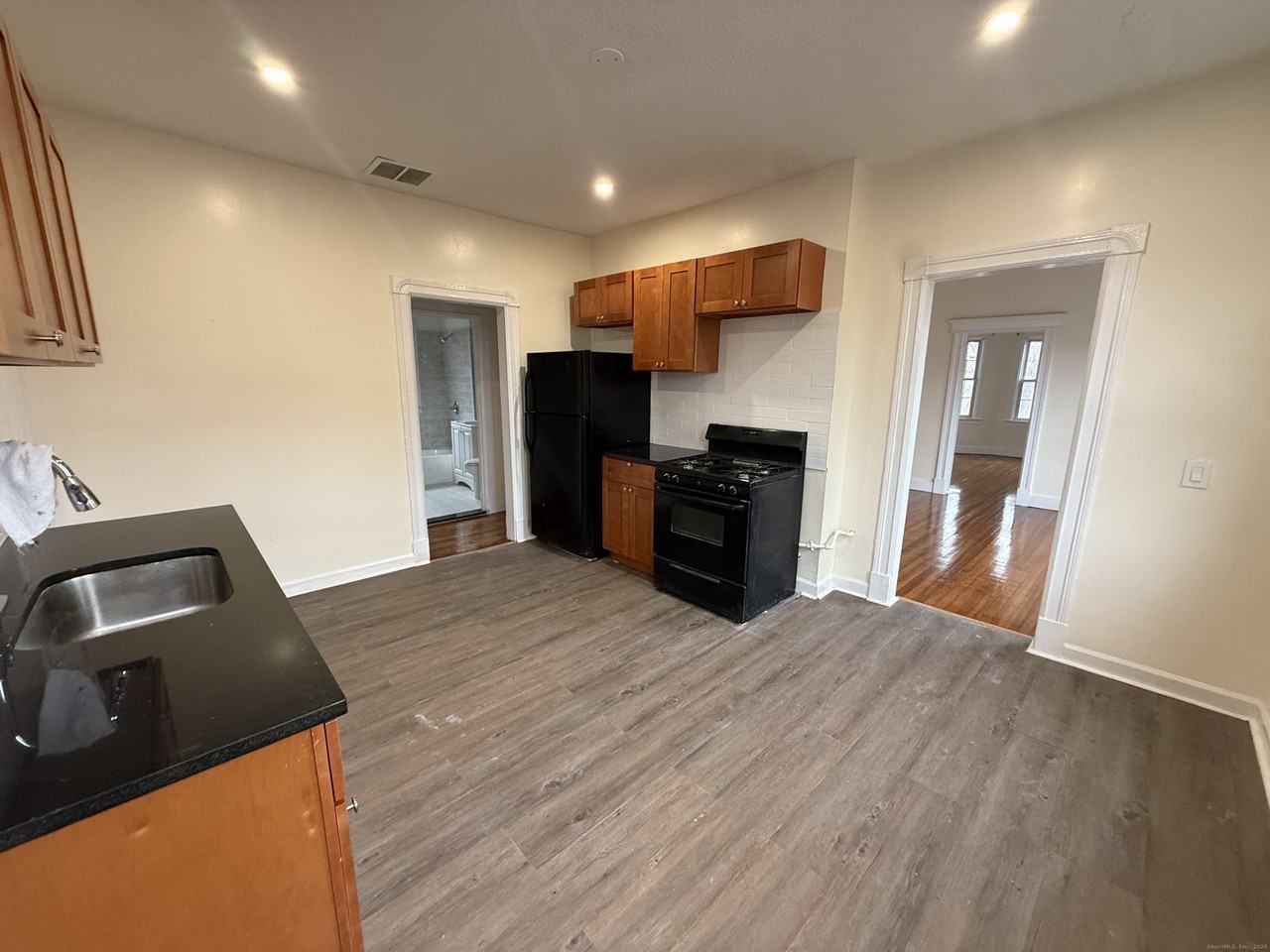 204 Homestead Ave #3 - Photo 7 of 7