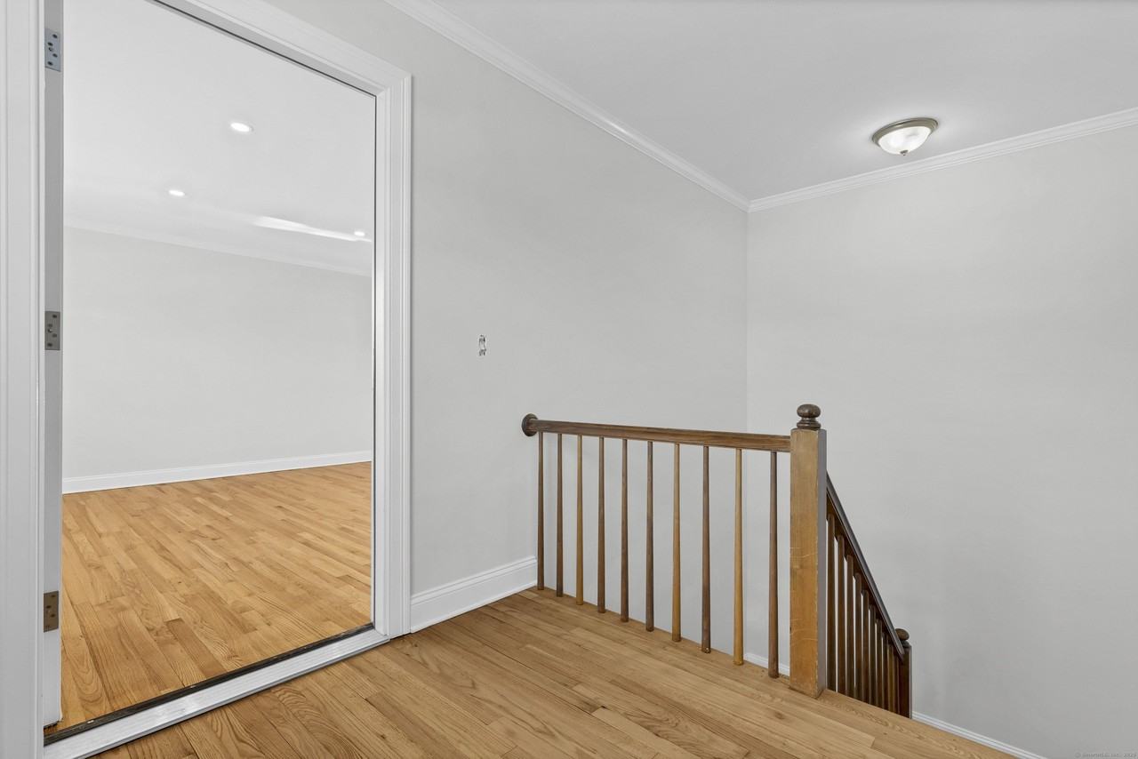 122 North St #4 - Photo 4 of 22