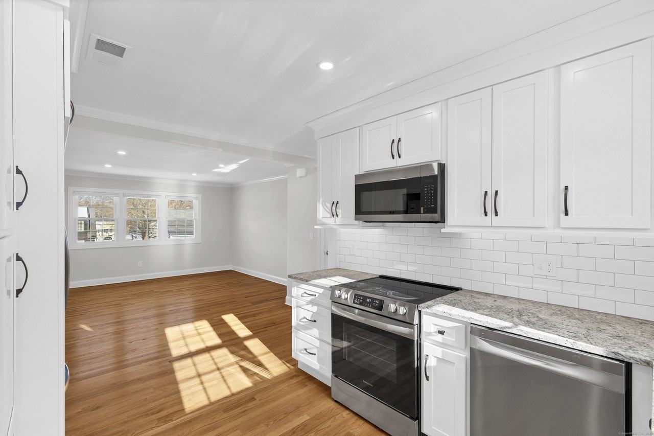 122 North St #4 - Photo 7 of 22