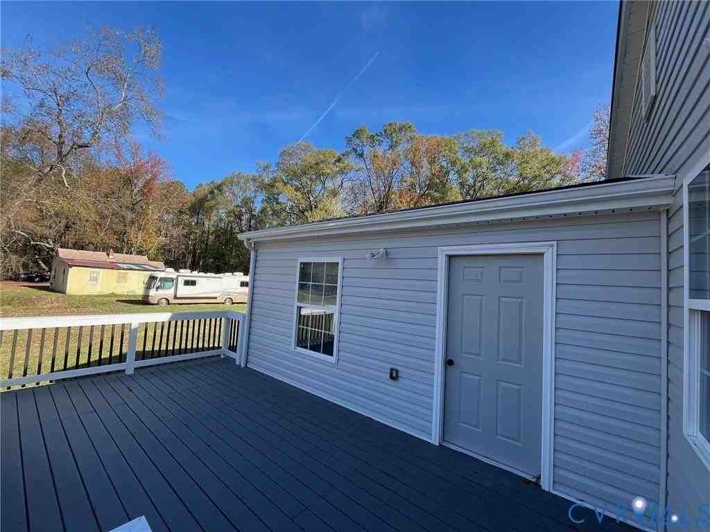 10351 Greenwood Rd - Photo 2 of 15