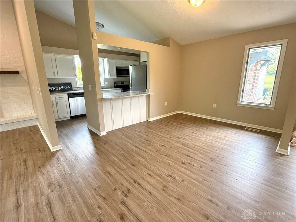 3360 Cortez Dr - Photo 7 of 40