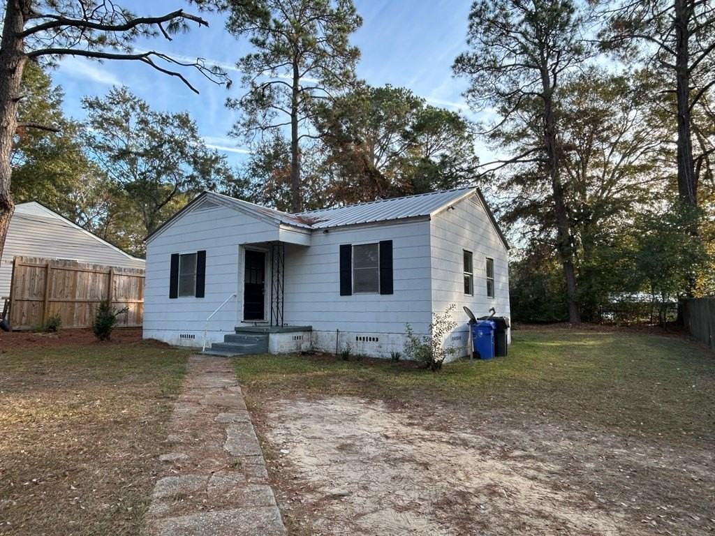 1267 S Park Ave - Photo 4 of 16