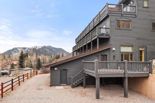 33 Pitkin Mesa Dr - Photo 1 of 1