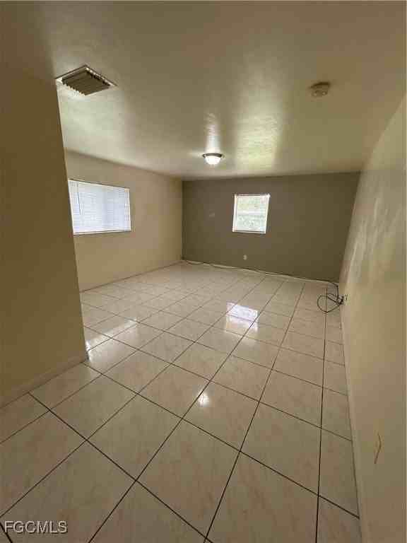 245 Meadow Rd - Photo 3 of 8