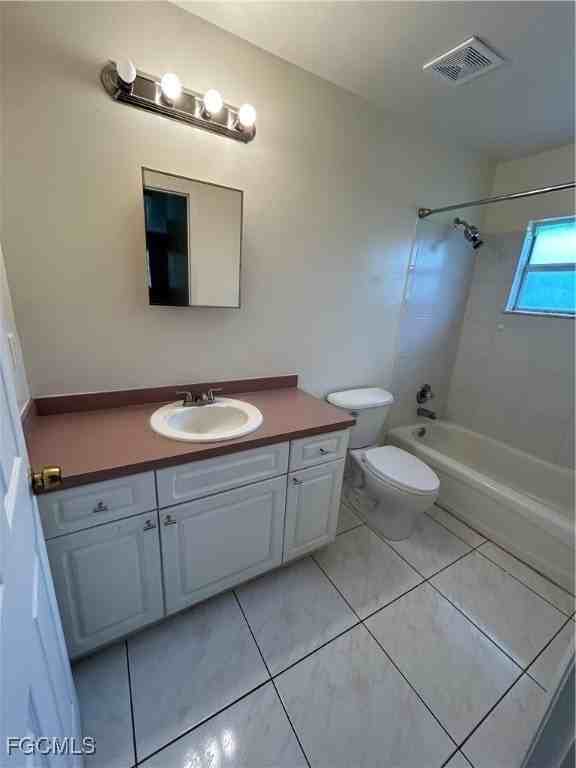 245 Meadow Rd - Photo 7 of 8