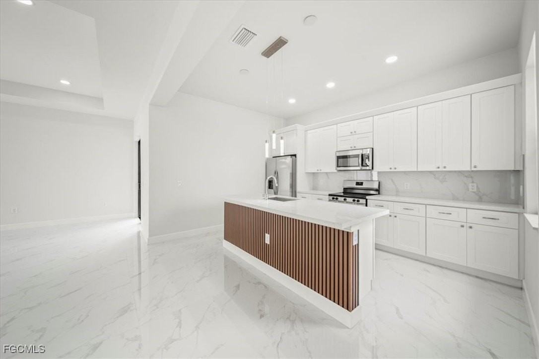 9 Nw 14th Pl - Photo 7 of 46