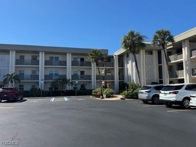 6102 Augusta Drive #305