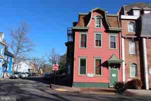 featured image of 141 High Street #1