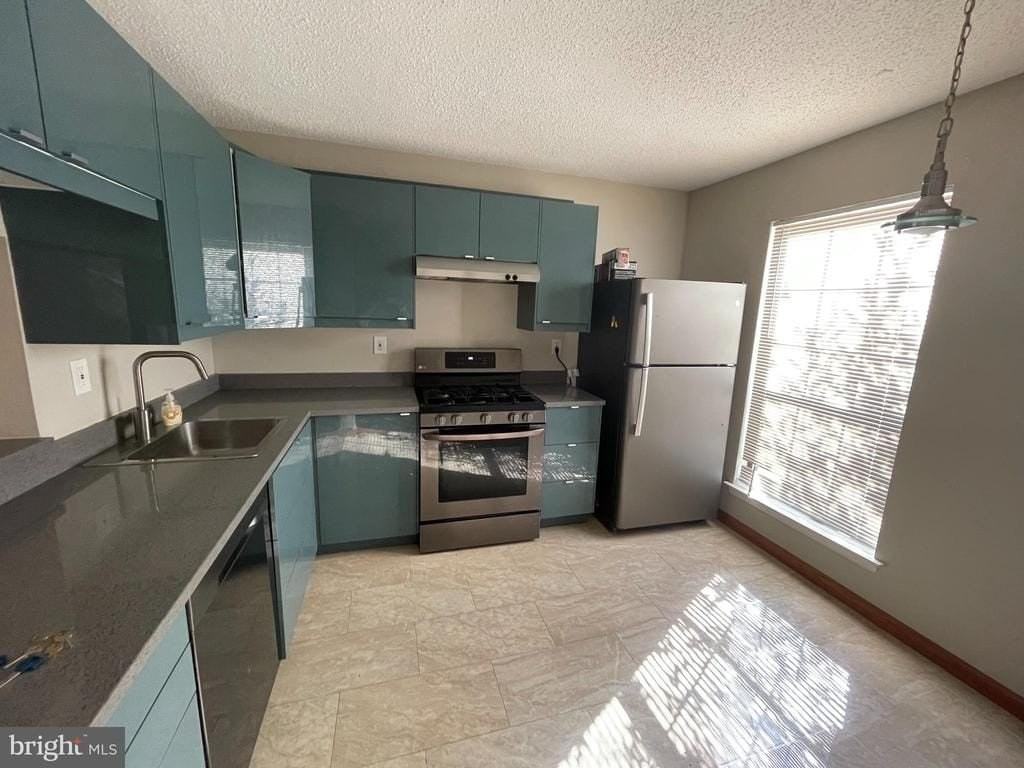 6 Harris Ct - Photo 7 of 22