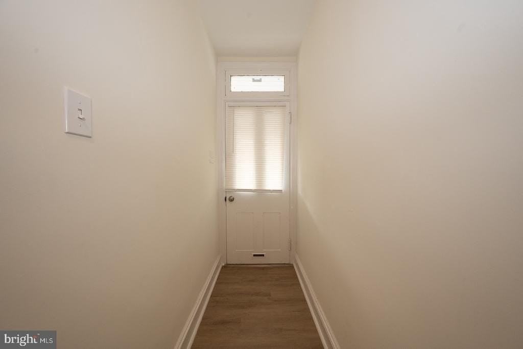 717 Miller St - Photo 3 of 49