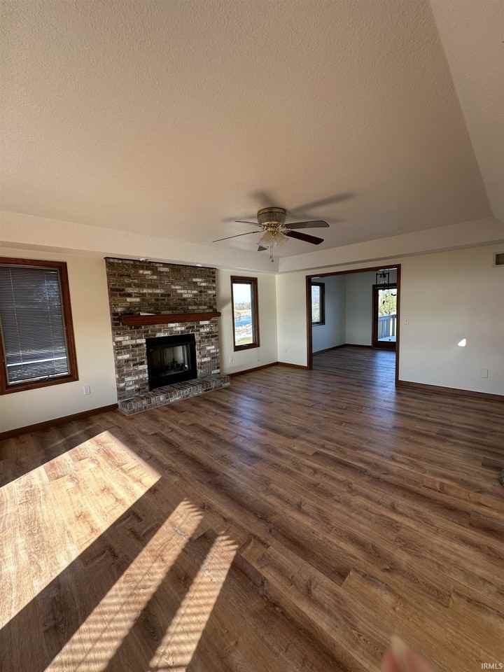 22611 Campbell Road - Photo 4 of 11