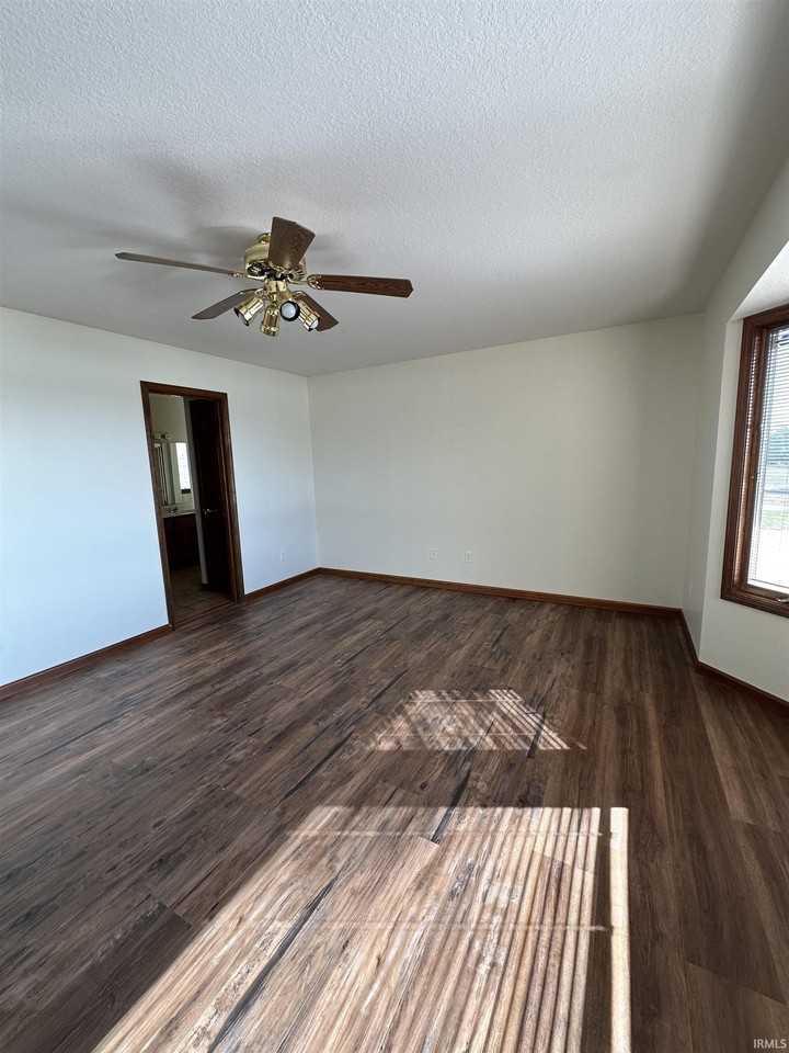 22611 Campbell Road - Photo 5 of 11