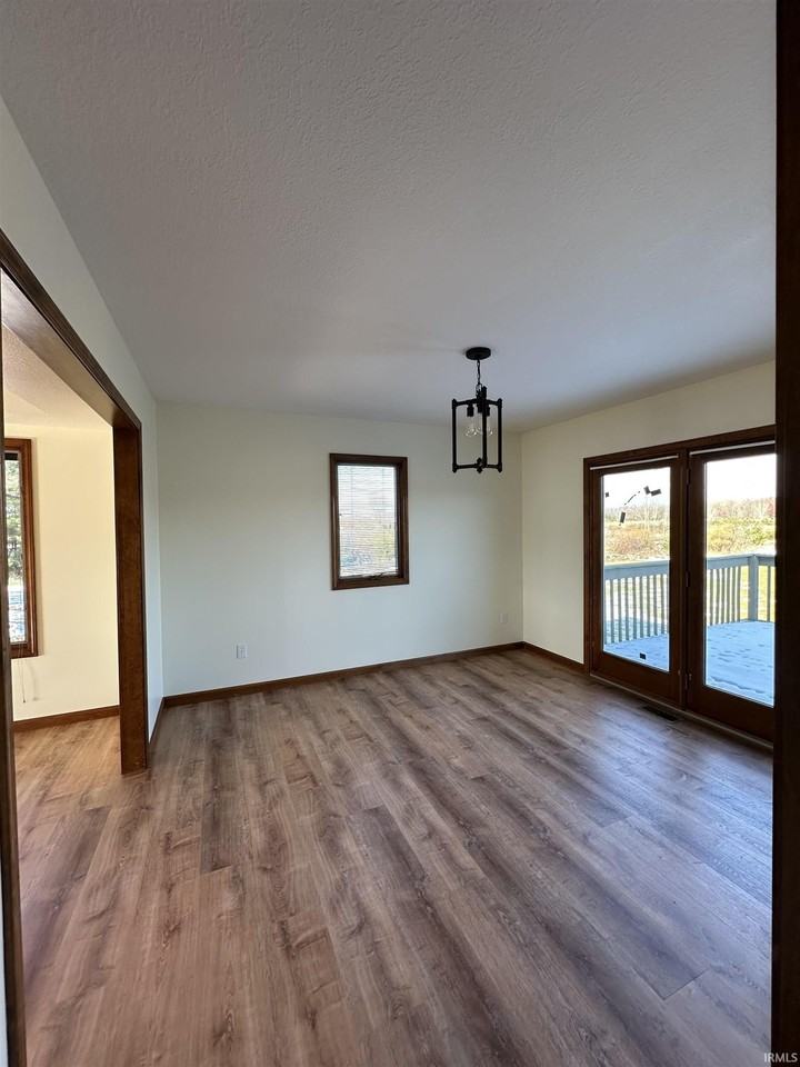 22611 Campbell Road - Photo 7 of 11