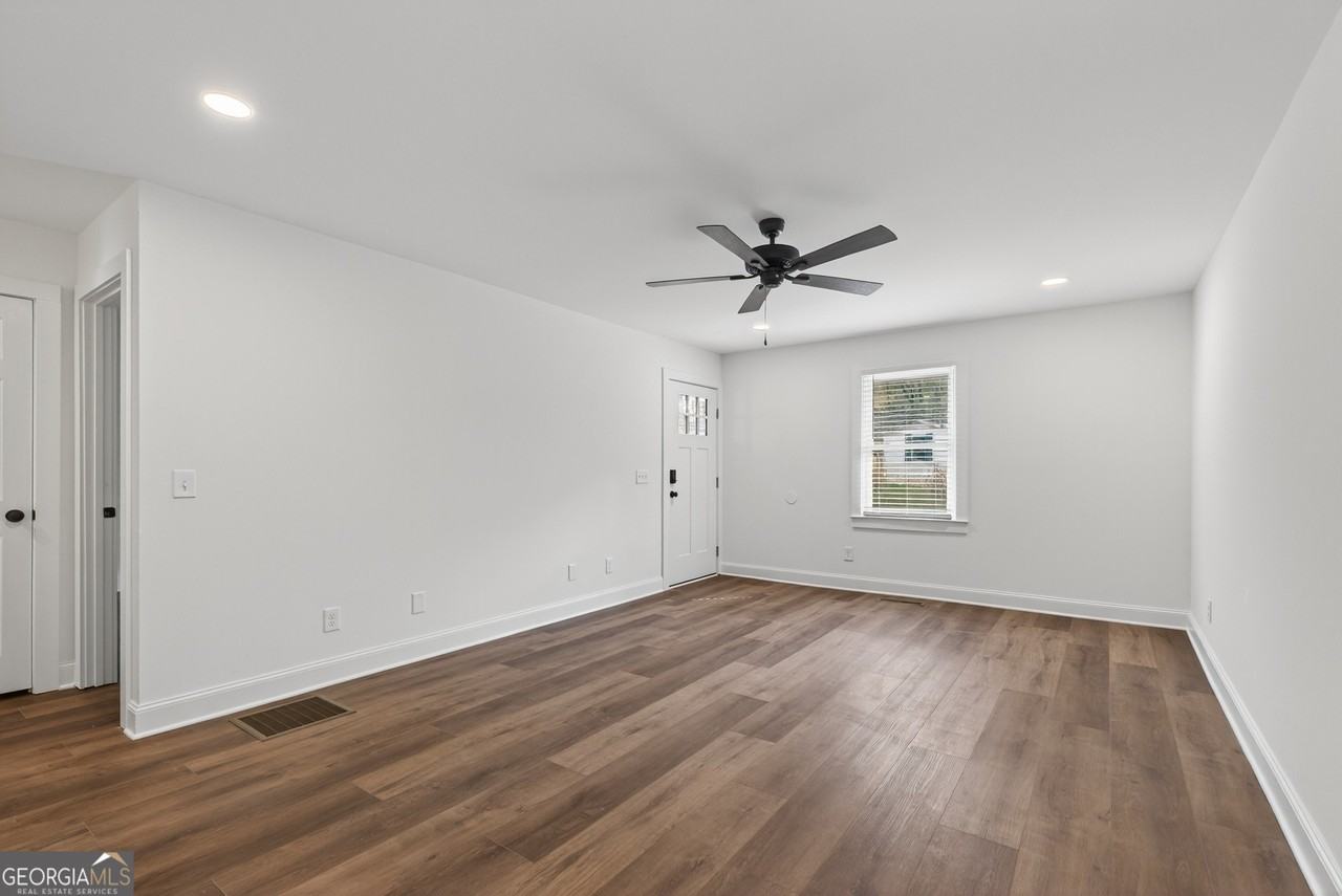 491 Vine Street #A - Photo 5 of 20