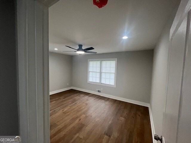 635 Birchwood Ln Sw - Photo 5 of 17