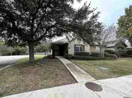 featured image of 2966 Magazine Drive