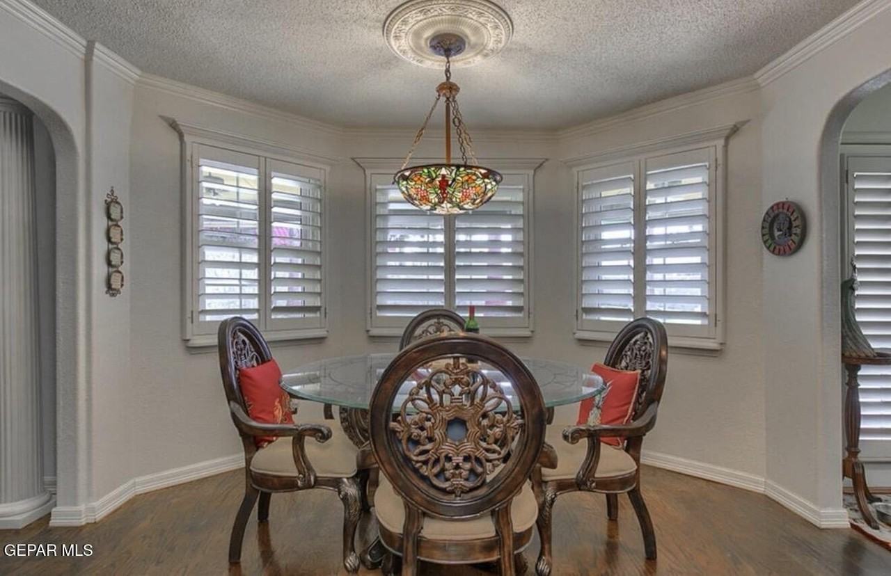 1933 Gus Moran St - Photo 7 of 19