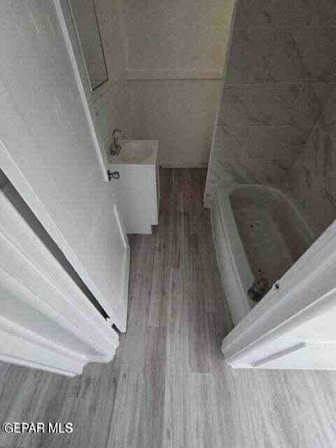 845 Northwest Camp Street - Photo 3 of 6