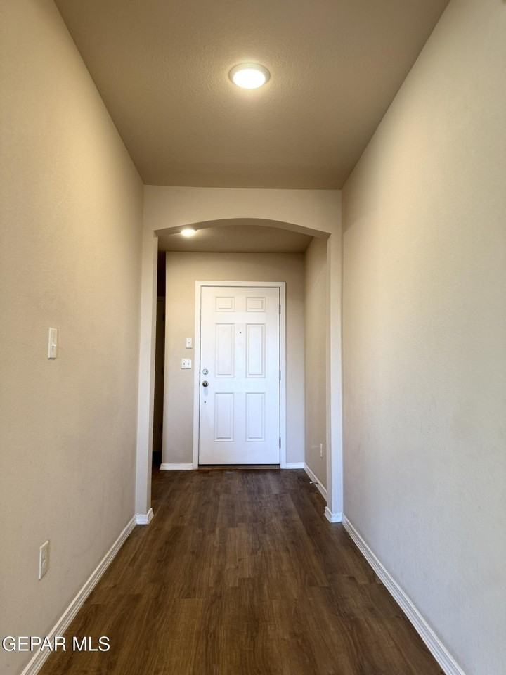 1013 Villa Seca Drive - Photo 6 of 26