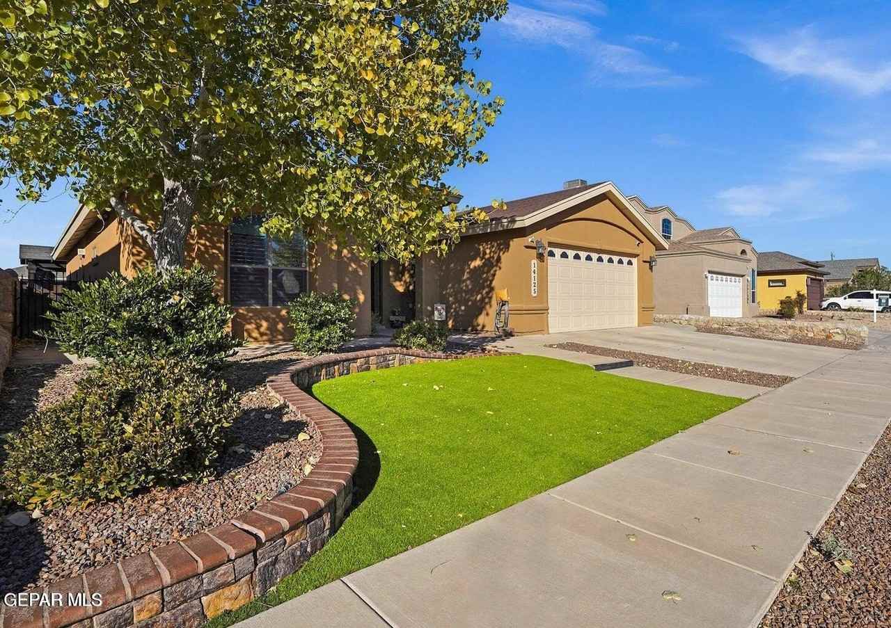 14125 Rainbow Point Drive - Photo 3 of 34