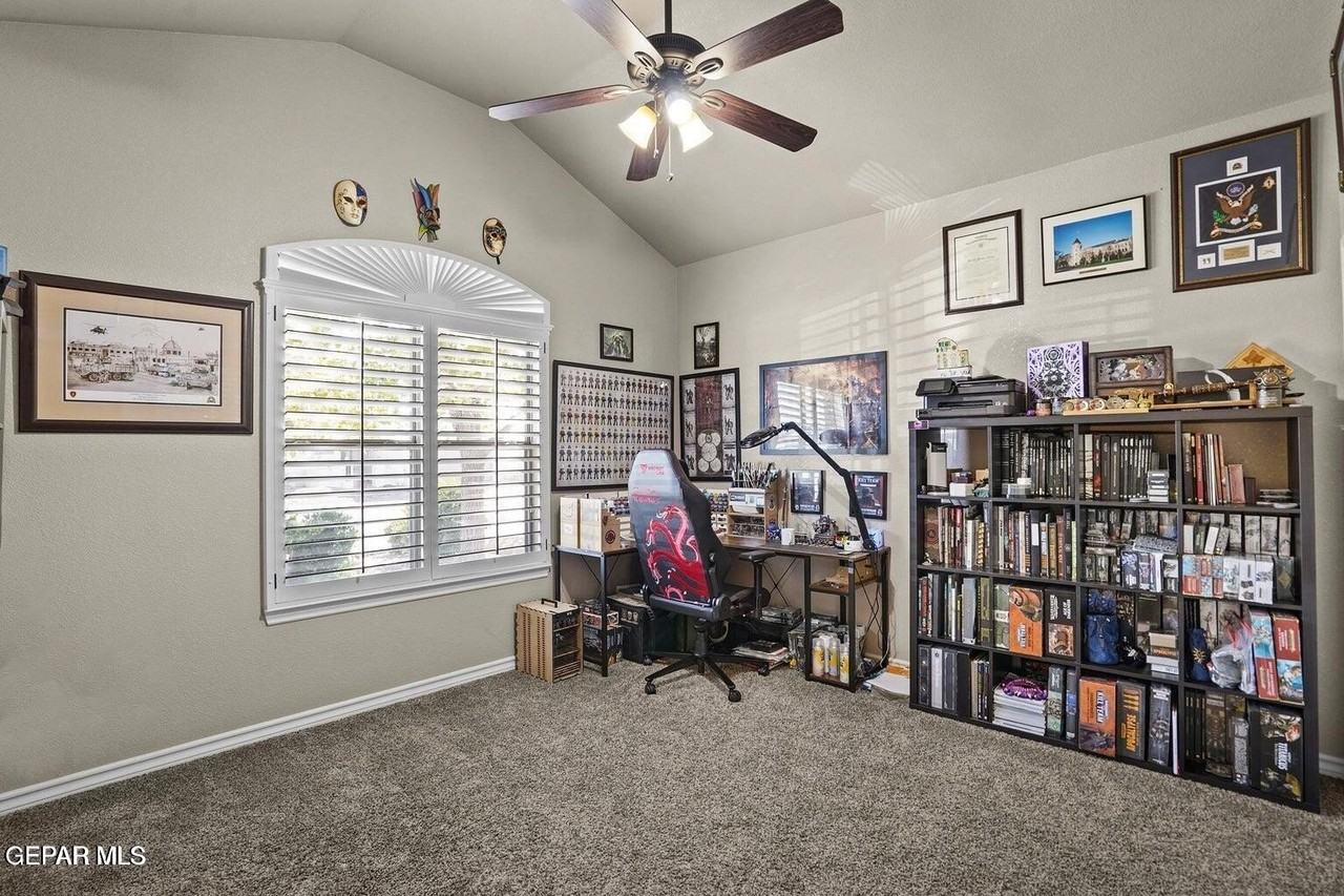 14125 Rainbow Point Drive - Photo 6 of 34