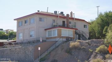 featured image of 419 East Schuster Avenue #2