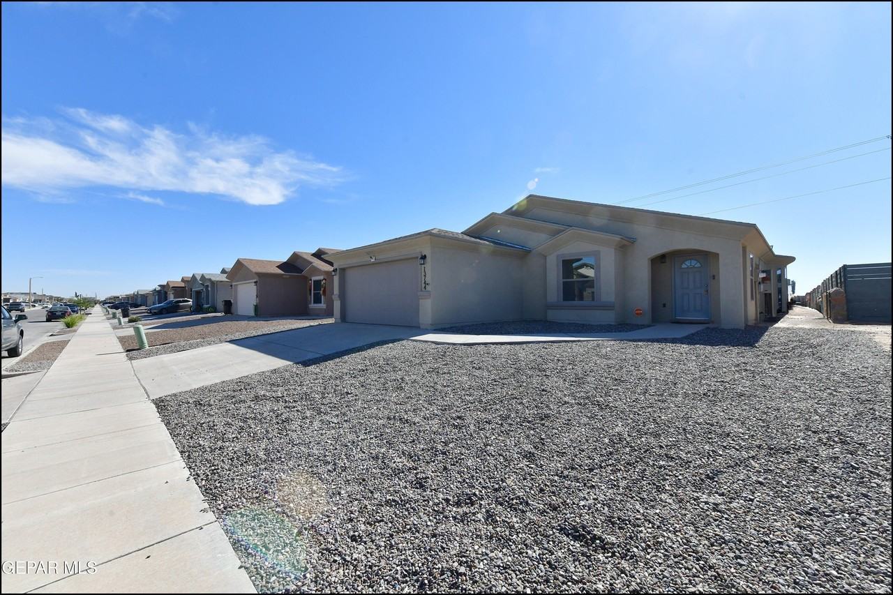 13744 Flora Vista Avenue