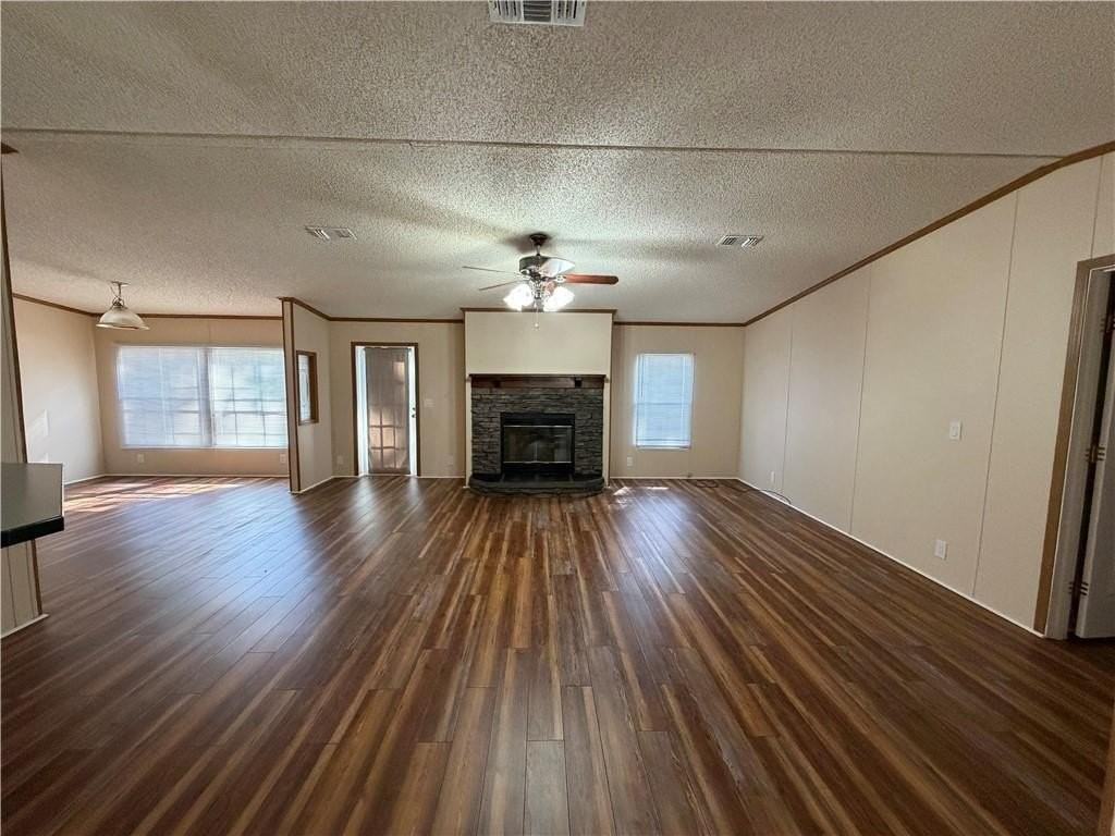 1168 Lang Ln Ne - Photo 5 of 34