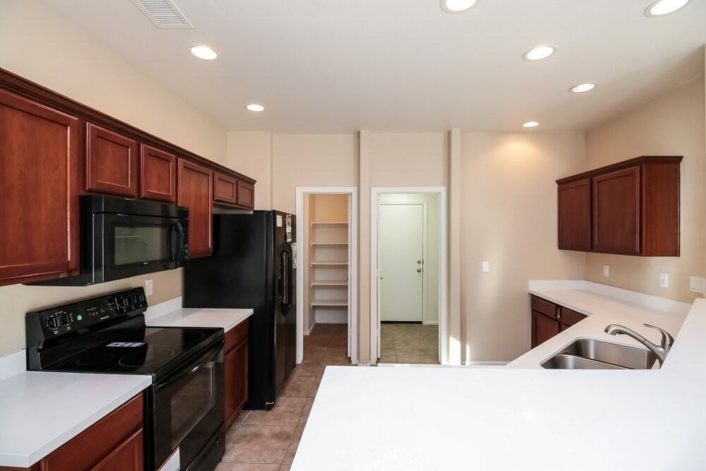 735 W Fruit Tree Ln - Photo 6 of 18