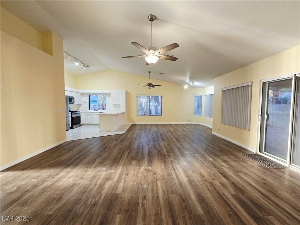 816 Argenta Ct - Photo 3 of 31