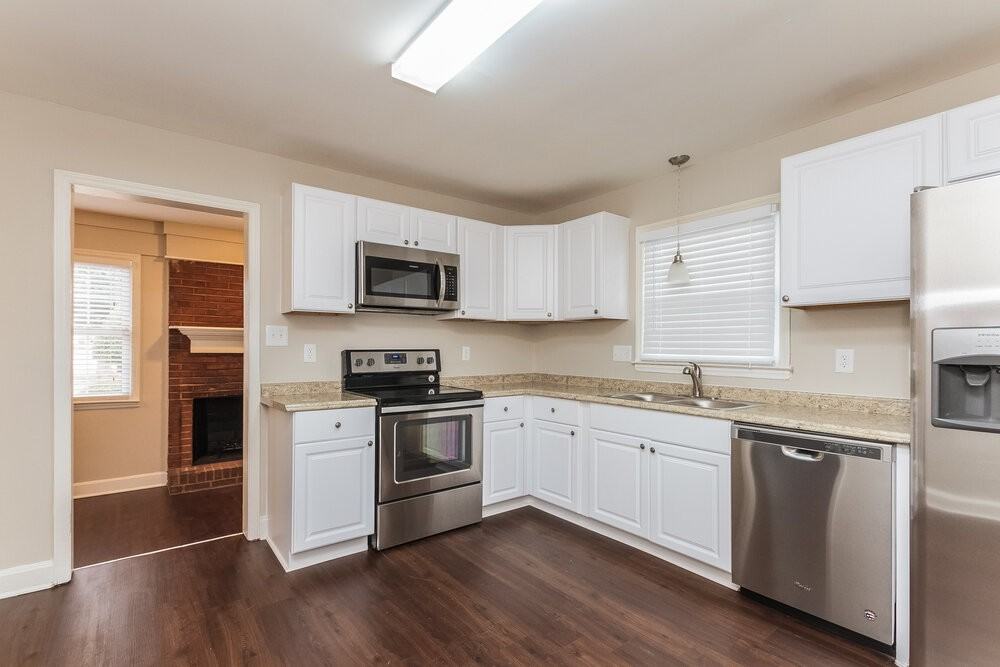 5344 Evanshire Dr - Photo 4 of 13