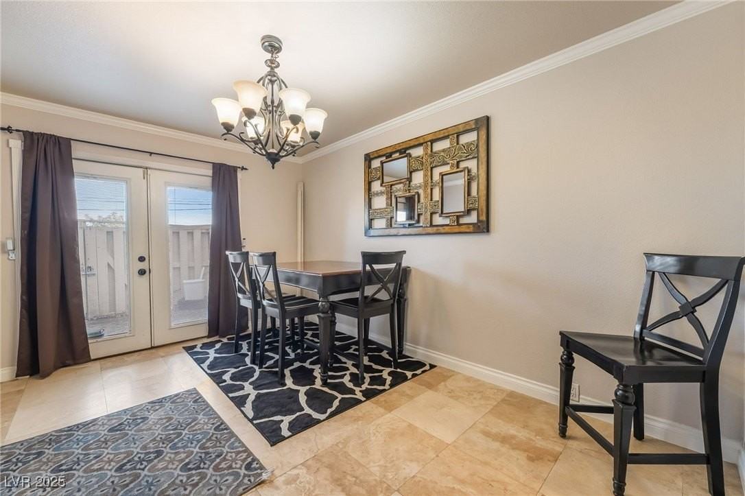 1038 Tam O Shanter - Photo 5 of 21