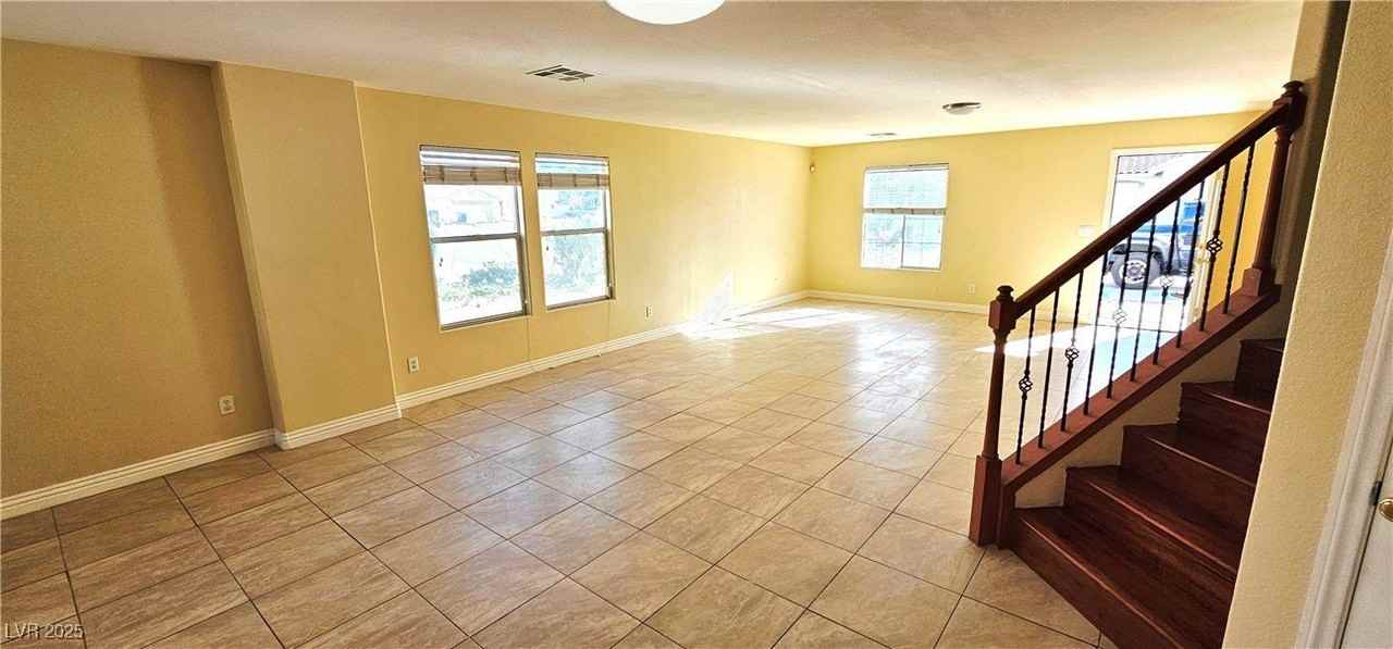 5876 Capsicum Court - Photo 2 of 32