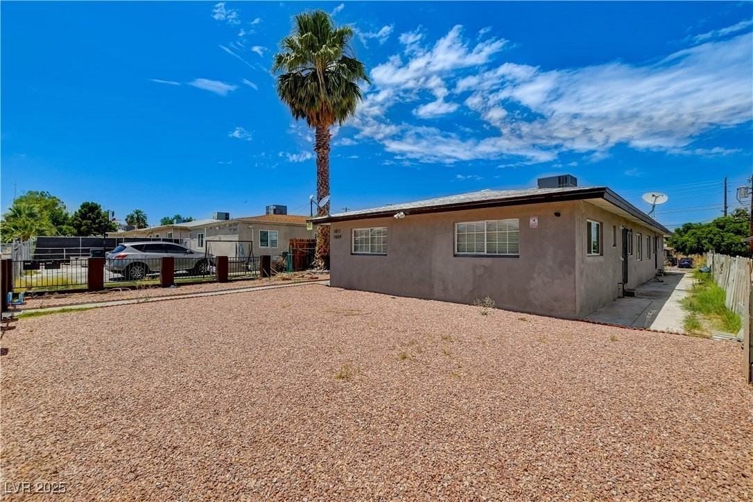 1809 Linden Avenue #0 - Photo 6 of 24