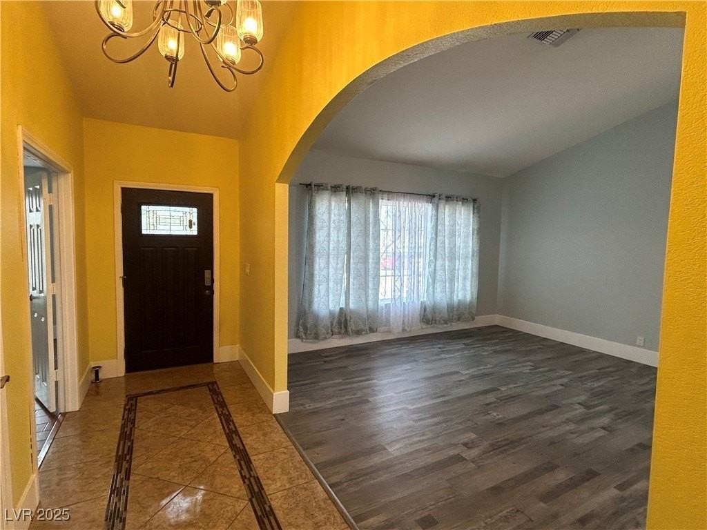 3436 North Tenaya Way - Photo 4 of 41