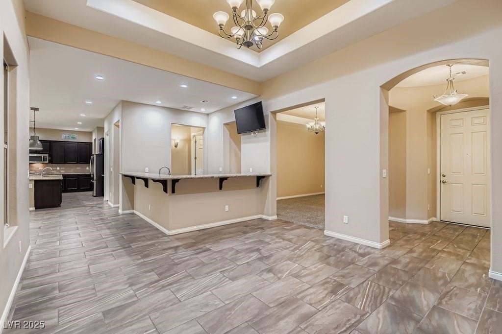 6823 Willowcroft St - Photo 5 of 33