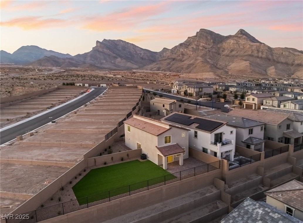 1480 Marsh Bird St - Photo 2 of 26