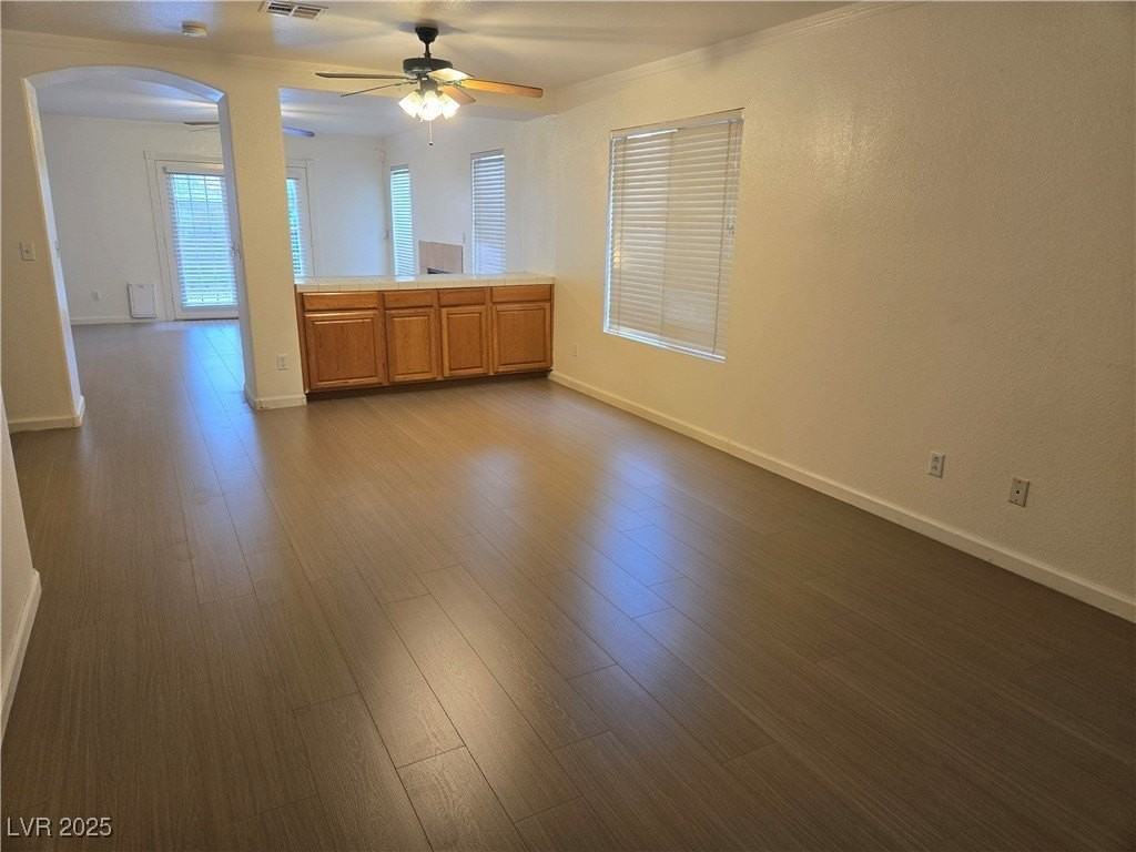 326 Laguna Glen Dr #0 - Photo 2 of 18