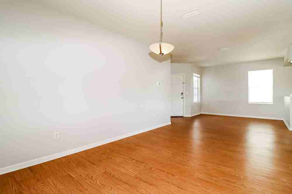 8040 Canterbury Lake Blvd - Photo 7 of 17