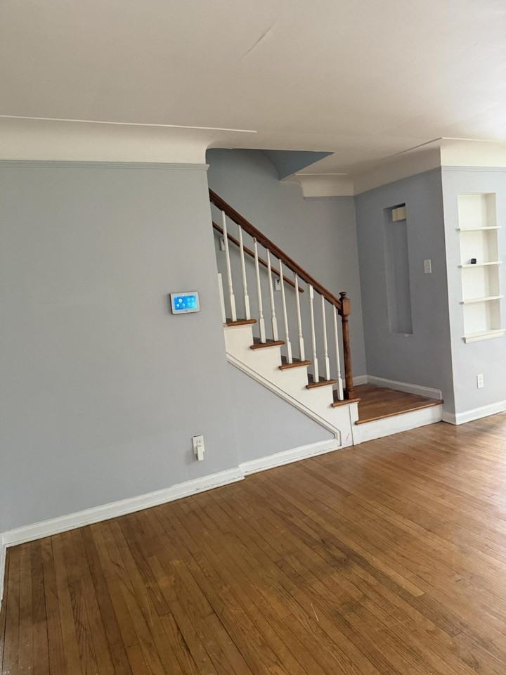 17510 Wisconsin St - Photo 4 of 14