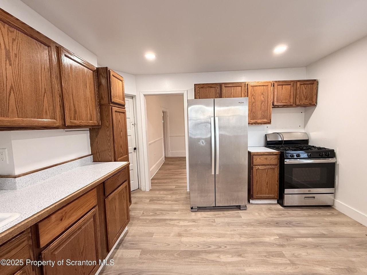 1104 Dartmouth Street - Photo 6 of 15