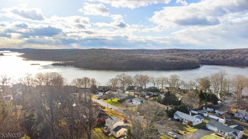 13 13 Marine Ter - Photo 4 of 29