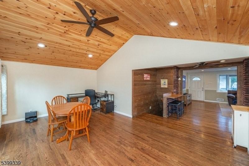 13 13 Marine Ter - Photo 7 of 29