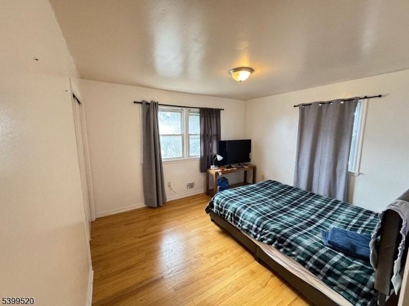 910 Randolph Ave - Photo 7 of 14